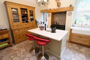 Photo 11- click for photo gallery
